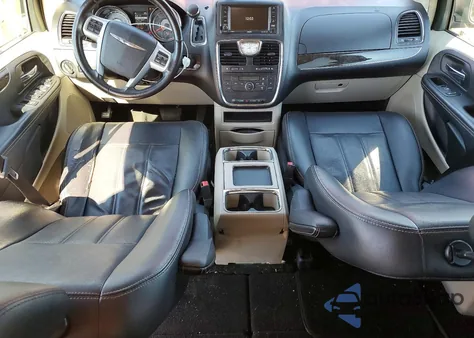 2012 Chrysler Town & Country Touring из США, поврежденный, VIN 2C4RC1BG5CR258779
